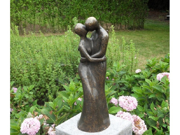 Bronzen Beeld Verbondenheid - GardenArts