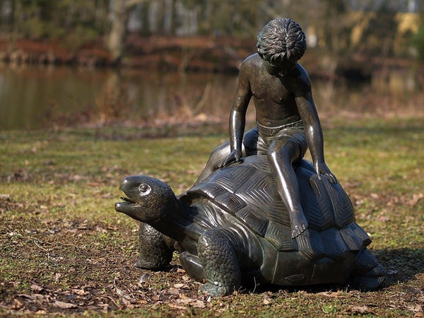 Bronzen beeld schildpad met jongen - GardenArts