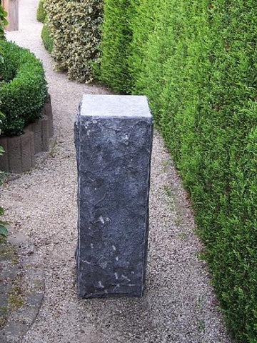 Stenen sokkel 75x25x25 cm ruwe afwerking - GardenArts